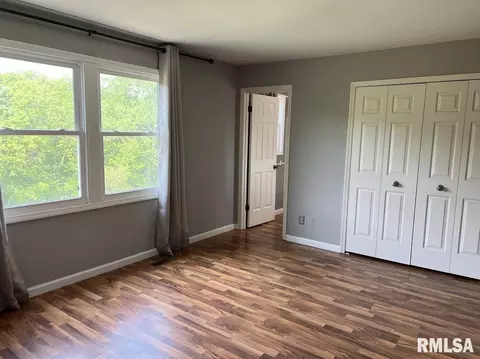 180 Arlington Dr, Macomb, IL 61455 photo 16