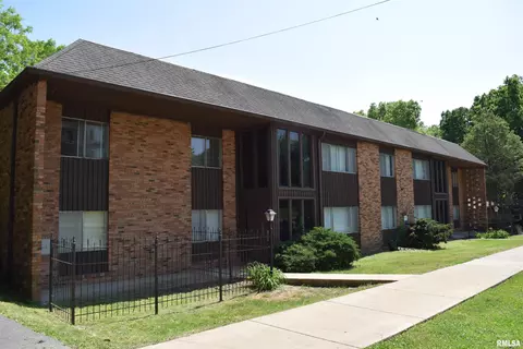 612 W High St, Peoria, IL 61606