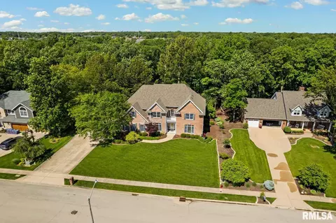 70 Diamond Pt, Morton, IL 61550 photo 7