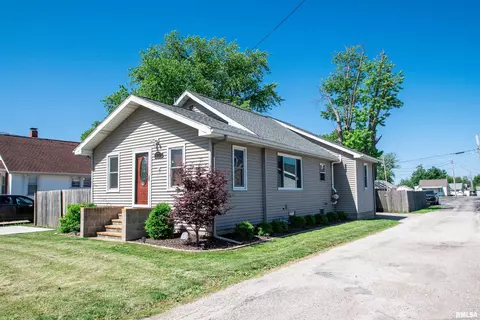 3715 S Granville Ave, Bartonville, IL 61607