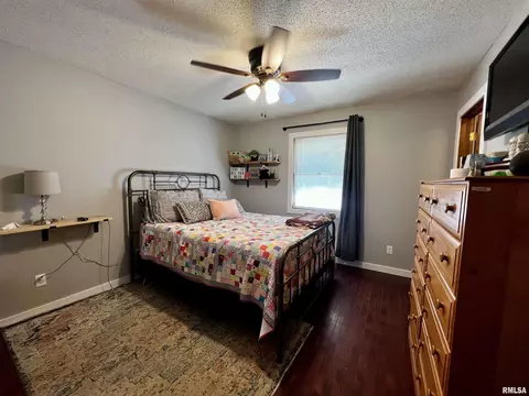 618 N Randolph St, Macomb, IL 61455 photo 9