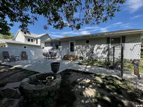 618 N Randolph St, Macomb, IL 61455 photo 20