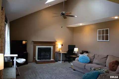 1701 Fairfield Dr, Normal, IL 61761 photo 53