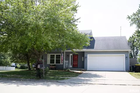 1701 Fairfield Dr, Normal, IL 61761