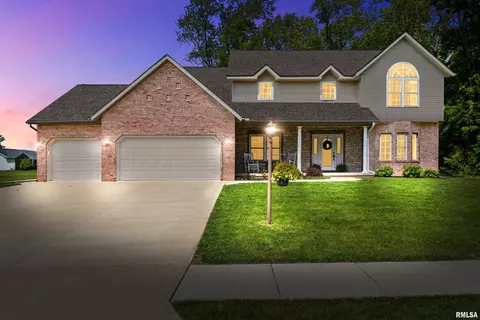 207 Amelia Dr, East Peoria, IL 61611