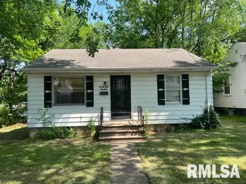 2419 W Ann St, Peoria, IL 61605