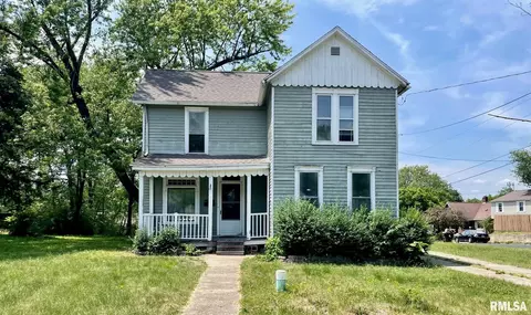 2013 N North St, Peoria, IL 61604