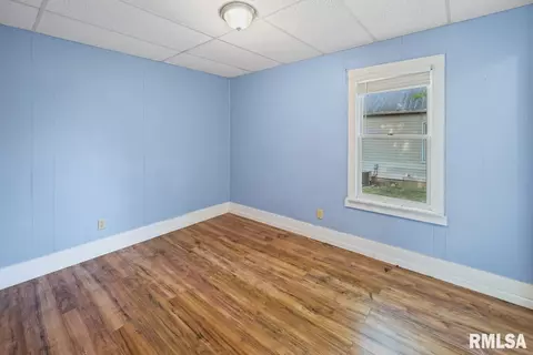 208 E Front St, Roanoke, IL 61561 photo 13
