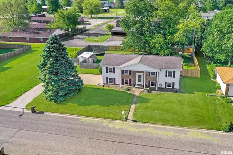 150 E Oakwood St, Morton, IL 61550