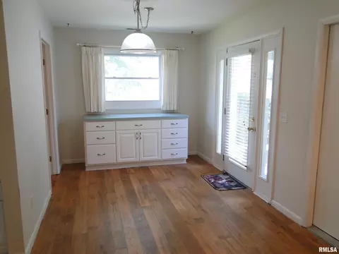 236 Scotch Pine Dr, Macomb, IL 61455 photo 12