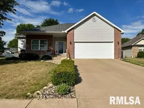 1708 Hope Ct, Pekin, IL 61554