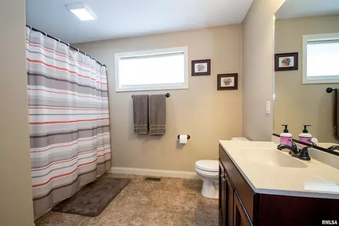 908 Devonshire Rd, Washington, IL 61571 photo 29
