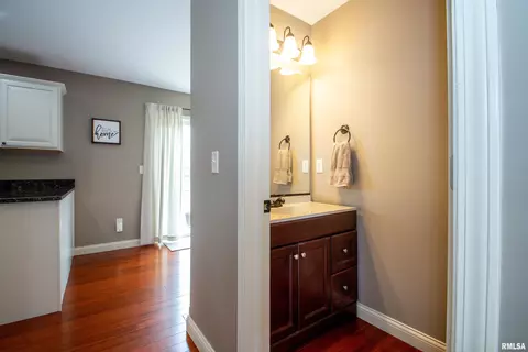 908 Devonshire Rd, Washington, IL 61571 photo 11