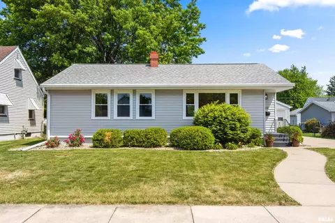 409 E Harrison St, Morton, IL 61550 photo 2
