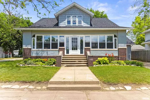 307 Catherine St, Washington, IL 61571