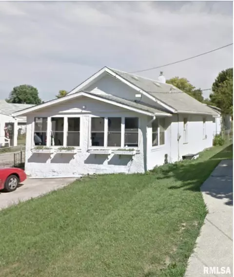 331 Randolph Ave, East Peoria, IL 61611