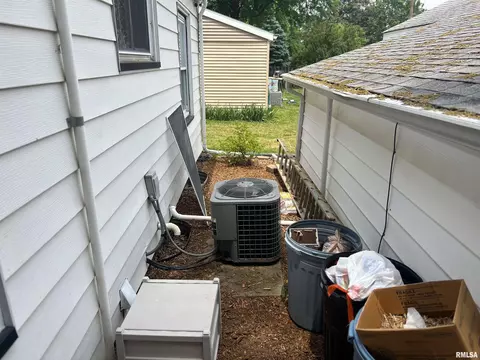 5 N 13th Ave, Canton, IL 61520 photo 38