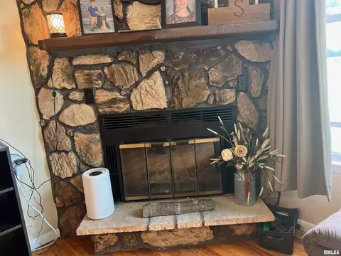 5 N 13th Ave, Canton, IL 61520 photo 7