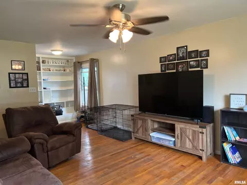 5 N 13th Ave, Canton, IL 61520 photo 8