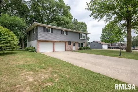 4702 S Canterbury Ct, Mapleton, IL 61547 photo 3