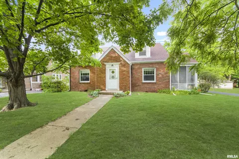 3604 N Finnell Ave, Peoria, IL 61604