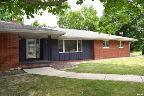 603 W Crestwood Dr, Eureka, IL 61530 photo 7