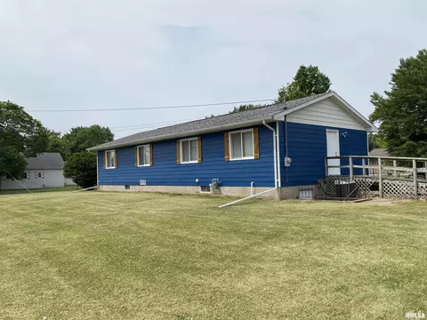 1106 E Murray St, Macomb, IL 61455