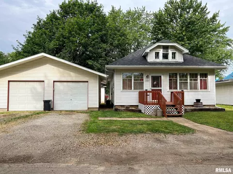 1727 Logan St, Chillicothe, IL 61523