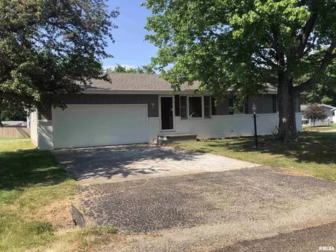 5407 W Clearview Ln, Peoria, IL 61604