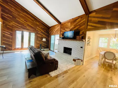 4703 S Canterbury Ct, Mapleton, IL 61547 photo 6