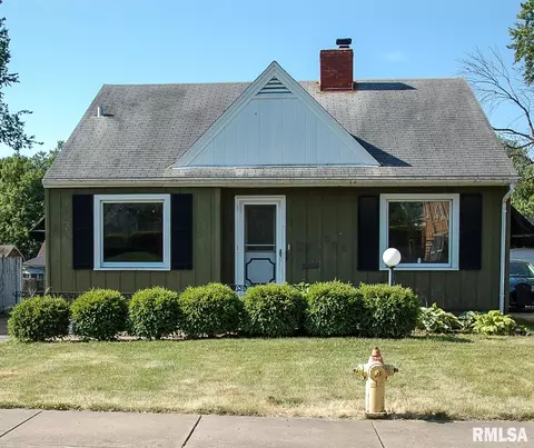 900 E Corrington Ave, Peoria, IL 61603