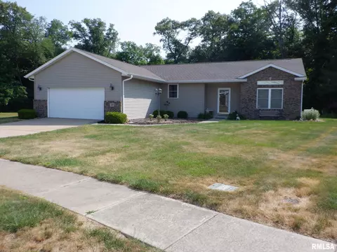 308 Cottonwood Cir, East Peoria, IL 61611