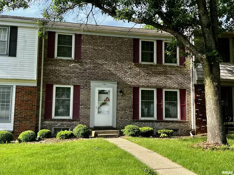 195 Jamestown Rd, Macomb, IL 61455