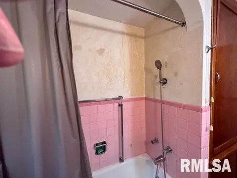 147 E Main St, Cuba, IL 61427 photo 25