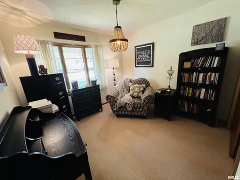 610 Lincoln Dr, Macomb, IL 61455 photo 30