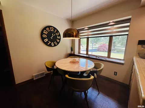 610 Lincoln Dr, Macomb, IL 61455 photo 8