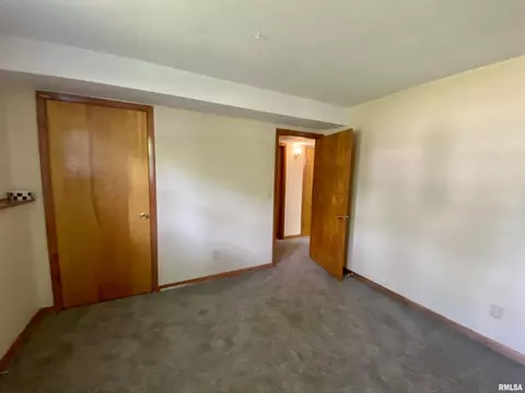 124 Doe Run, Macomb, IL 61455 photo 39