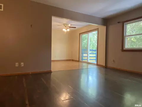 124 Doe Run, Macomb, IL 61455 photo 13