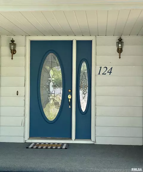 124 Doe Run, Macomb, IL 61455 photo 7