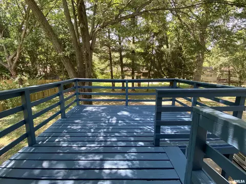 124 Doe Run, Macomb, IL 61455 photo 41