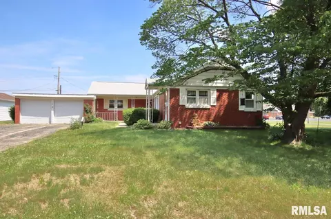 109 Devonshire Rd, Washington, IL 61571