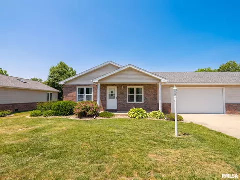 527 N Brad Ct, Hanna City, IL 61536