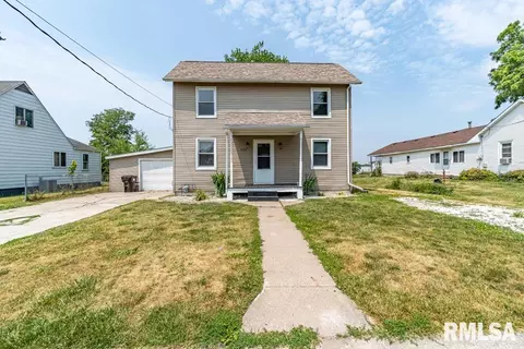 525 Church St, Fairview, IL 61432