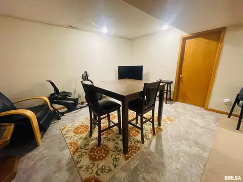 1413 Stacy Ln, Macomb, IL 61455 photo 33