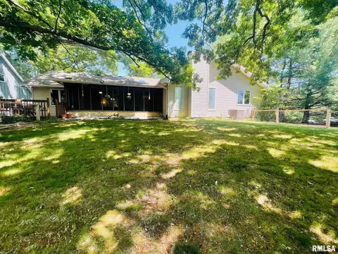 1413 Stacy Ln, Macomb, IL 61455 photo 46