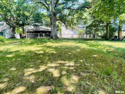 1413 Stacy Ln, Macomb, IL 61455 photo 47