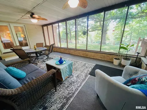 1413 Stacy Ln, Macomb, IL 61455 photo 38