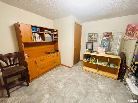 1413 Stacy Ln, Macomb, IL 61455 photo 36
