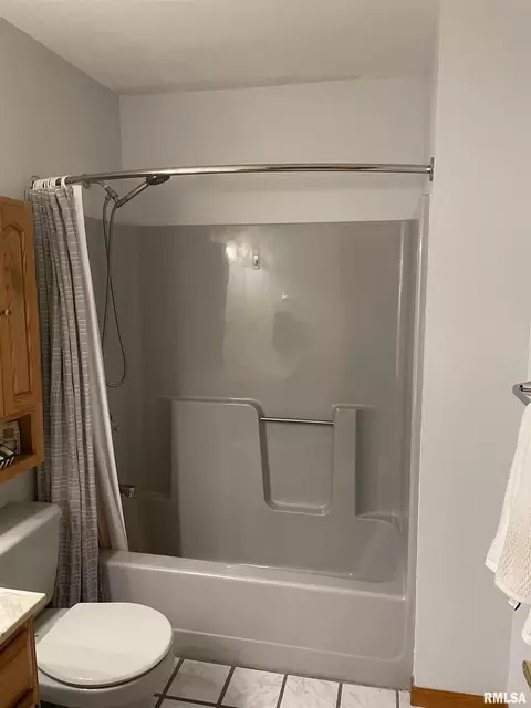 1413 Stacy Ln, Macomb, IL 61455 photo 30
