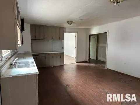368 State Route 40 Hwy, Edelstein, IL 61526 photo 3